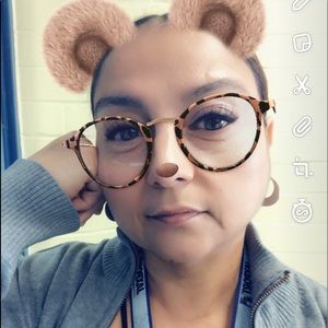 Meet your Posher, Ivette